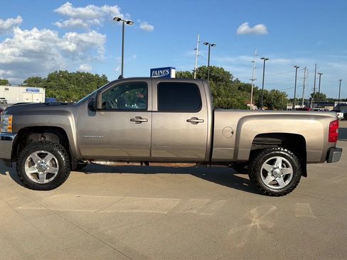 Used 2013 Chevrolet Silverado 2500 LTZ w/ LTZ Plus Package AWD/4WD image 10