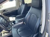 Used 2023 Chrysler Pacifica Touring-L image 3