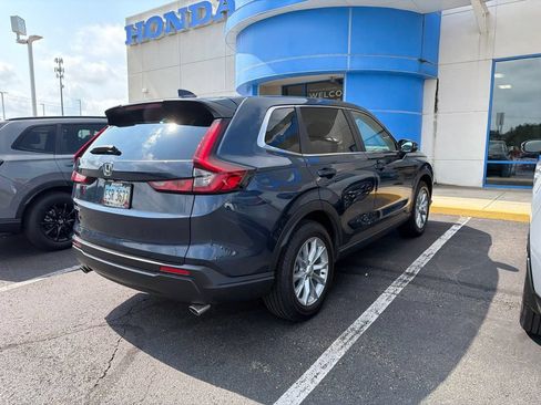 Used 2024 Honda CR-V EX image 6