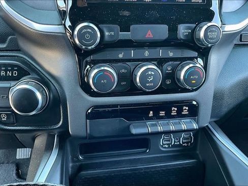 Used 2021 RAM 1500 Big Horn RWD image 17