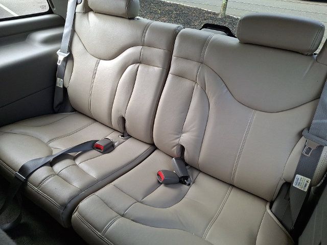 Used 2002 GMC Yukon SLT AWD/4WD image 11