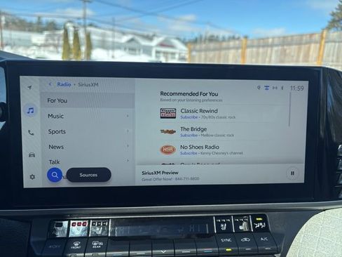 Used 2025 Toyota Camry XLE w/ Premium Plus Package image 29