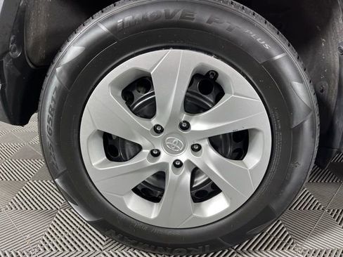 Used 2023 Toyota RAV4 LE FWD image 16