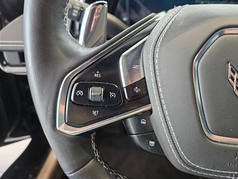 Used 2025 Chevrolet Corvette Stingray Preferred Conv w/ Z51 Performance Package image 17