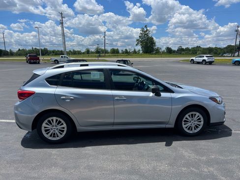 Used 2018 Subaru Impreza 2.0i Premium w/ Eyesight & BSD & Rcta AWD/4WD image 5
