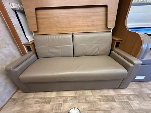 Used 2017 Mercedes-Benz Sprinter 3500 image 27