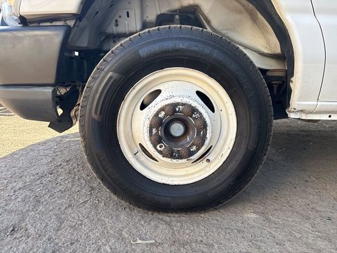 Used 2019 Ford E-350 and Econoline 350 Super Duty w/ Power Windows & Locks Group RWD image 19