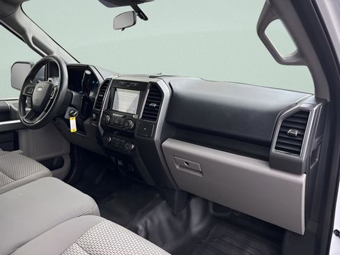 Used 2019 Ford F150 XLT image 33