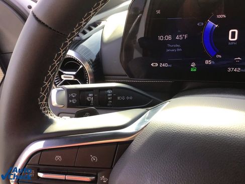 Used 2024 Chevrolet Blazer EV LT image 35