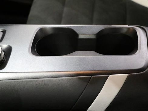 Used 2022 Ford Mustang Shelby GT500 w/ Carbon Fiber Track Pack image 29