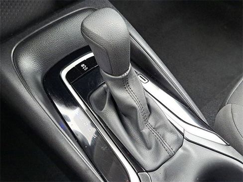 Used 2024 Toyota Corolla LE image 23