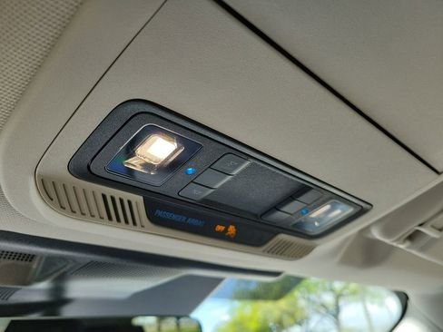 Used 2024 Ford Mustang Mach-E Premium image 32