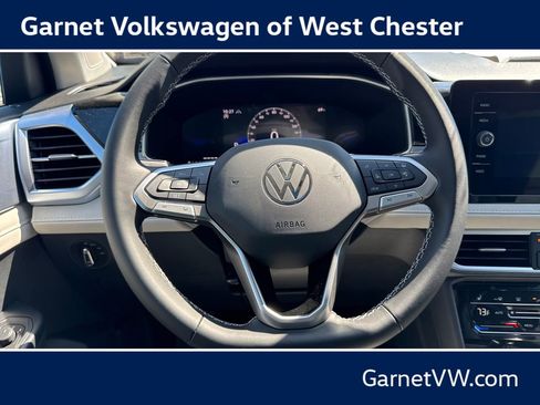 New 2026 Volkswagen Taos SE AWD/4WD image 21