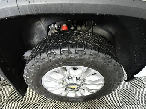 Used 2022 Chevrolet Silverado 3500 High Country w/ Z71 Off-Road Package AWD/4WD image 17