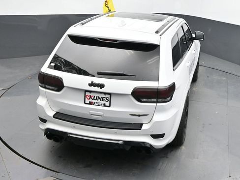 Used 2018 Jeep Grand Cherokee Trackhawk AWD/4WD image 49