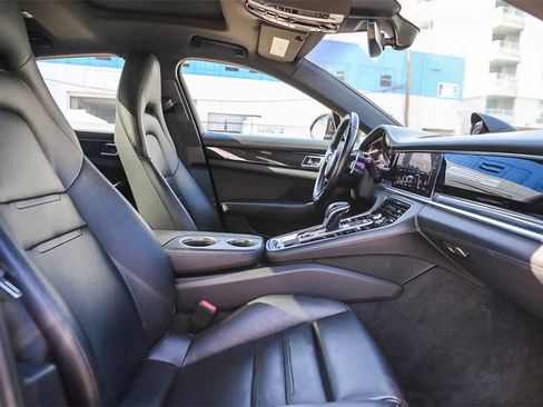 Used 2022 Porsche Panamera 4S image 13