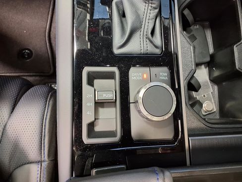 New 2026 Toyota Sequoia Platinum image 19