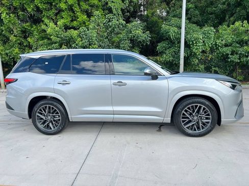 Certified 2025 Lexus TX 350 AWD w/ Technology Package image 8