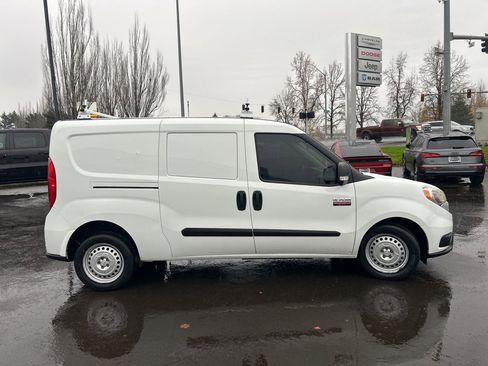 Used 2022 RAM ProMaster City Wagon image 8