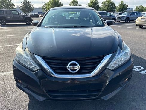 Used 2018 Nissan Altima 2.5 SV FWD image 3