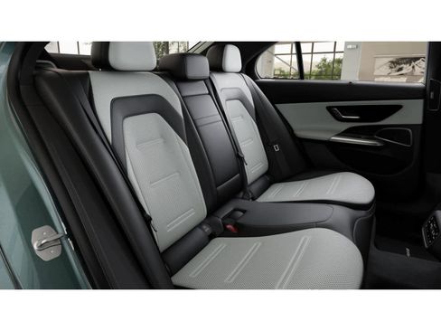 New 2026 Mercedes-Benz E 53 AMG e 4MATIC Sedan image 5