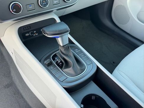 New 2026 Hyundai Kona SE AWD/4WD image 27