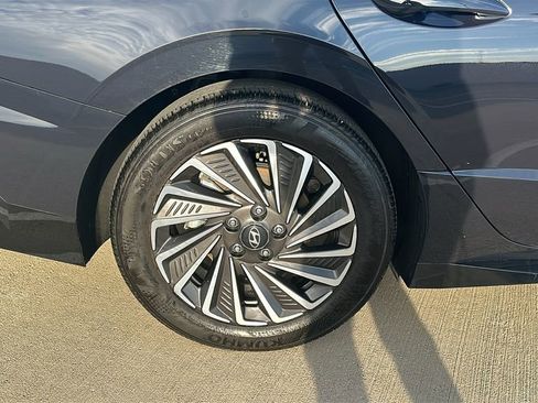 Certified 2025 Hyundai Sonata SEL image 16