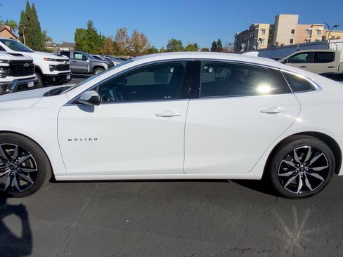 Used 2022 Chevrolet Malibu RS image 9