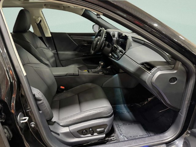 Certified 2025 Lexus ES 300h F Sport w/ Accessory Package (Z2) FWD image 27