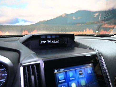 Used 2023 Subaru Crosstrek 2.0i Premium image 35