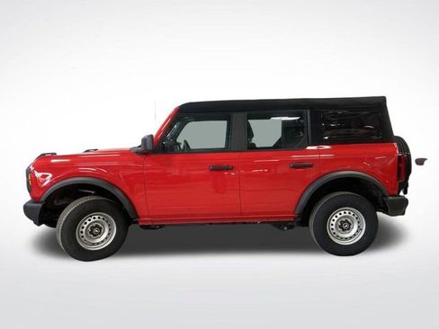 Used 2023 Ford Bronco Base image 10