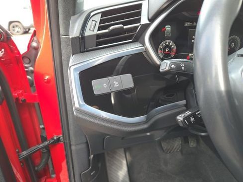 Used 2024 Audi Q3 2.0T Premium Plus w/ Premium Plus Package image 23