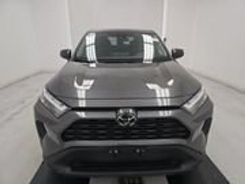 Used 2024 Toyota RAV4 LE AWD/4WD image 2