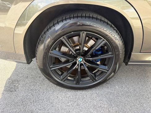 Used 2020 BMW X6 M50i AWD/4WD image 7
