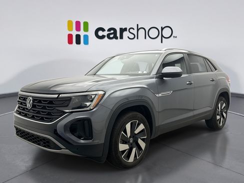 Used 2025 Volkswagen Atlas Cross Sport SE AWD/4WD image 1