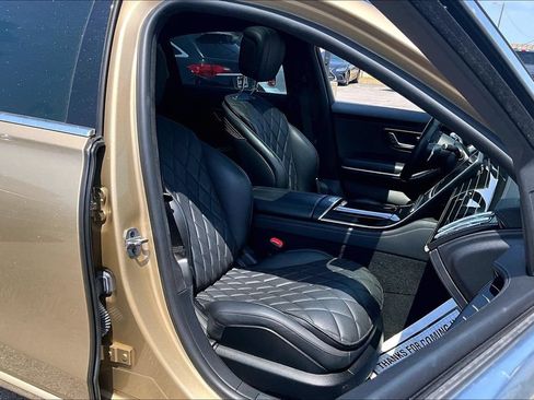 Used 2022 Mercedes-Benz S 580 4MATIC Sedan w/ Warmth & Comfort Package image 8