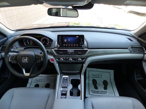 Used 2019 Honda Accord Hybrid image 18