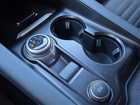 Used 2025 Ford Explorer ST-Line image 25