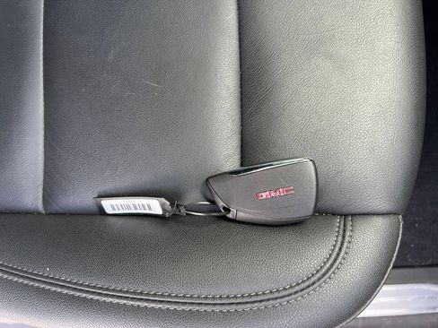 Used 2024 GMC Sierra 1500 Elevation w/ Elevation Premium Package AWD/4WD image 46