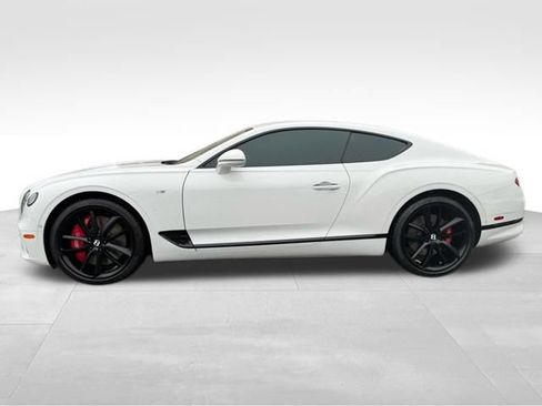 Used 2021 Bentley Continental GT image 4