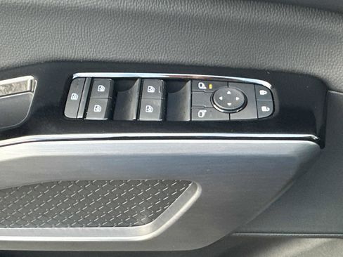 New 2026 Nissan Pathfinder SL w/ SL Premium Package (P04) AWD/4WD image 17