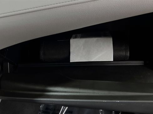 Used 2023 Toyota Camry LE image 34