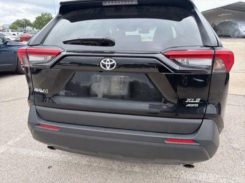 Used 2025 Toyota RAV4 XLE image 7