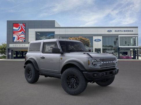 New 2026 Ford Bronco Badlands AWD/4WD image 7