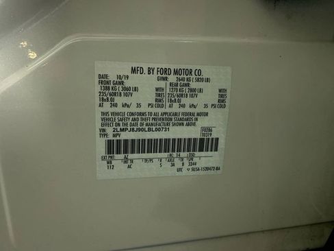 Used 2020 Lincoln Nautilus Premier w/ Equipment Group 101A image 34