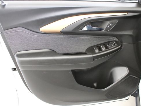 Certified 2023 Chevrolet TrailBlazer ACTIV FWD image 25