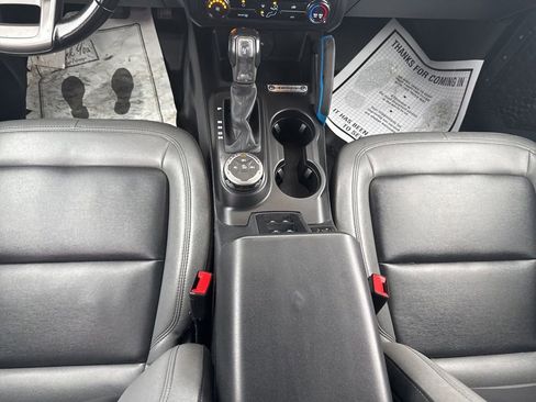 Certified 2024 Ford Bronco Black Diamond image 23