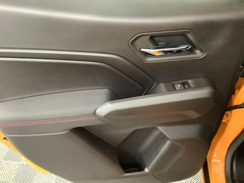 New 2025 Chevrolet Colorado Z71 w/ Z71 Convenience Package 2 image 5