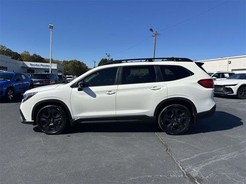 Used 2023 Subaru Ascent Onyx Edition image 24