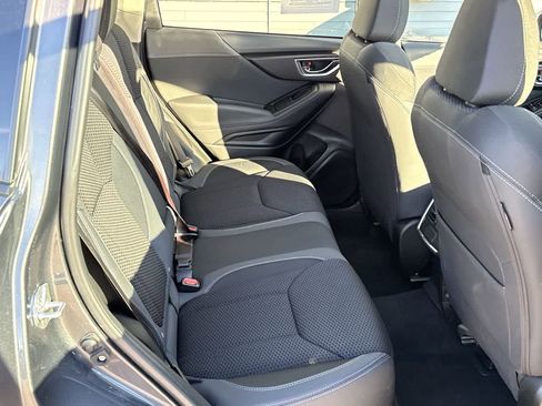 Used 2024 Subaru Forester Premium image 20